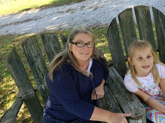 Meet your Posher, Lorie - Picture 1 of 1